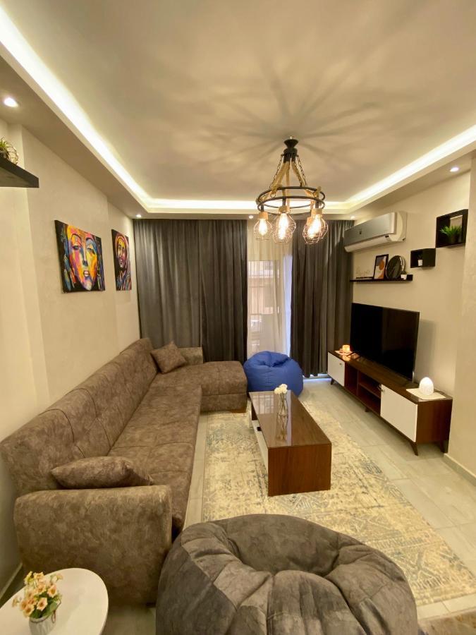 Cozy 2Br Apartment In Maadi カイロ エクステリア 写真