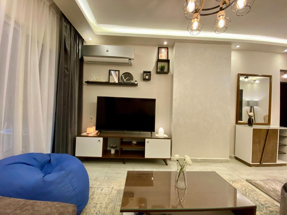 Cozy 2Br Apartment In Maadi カイロ エクステリア 写真