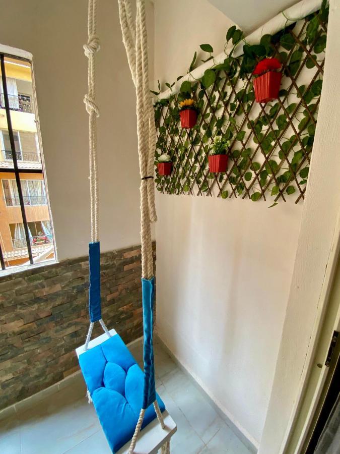Cozy 2Br Apartment In Maadi カイロ エクステリア 写真